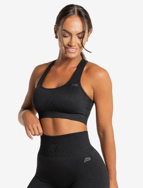 core-seamless-sports-bra-blackout