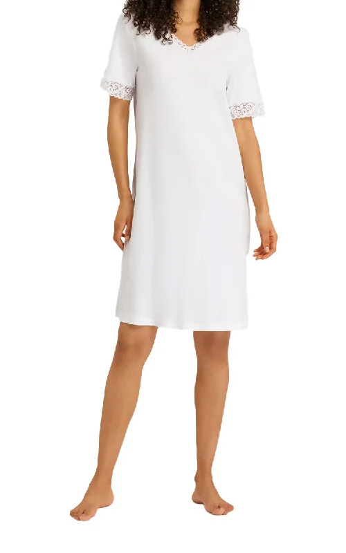 Hanro 100% Cotton Nightgown with Short Sleeve in White Moments 7040