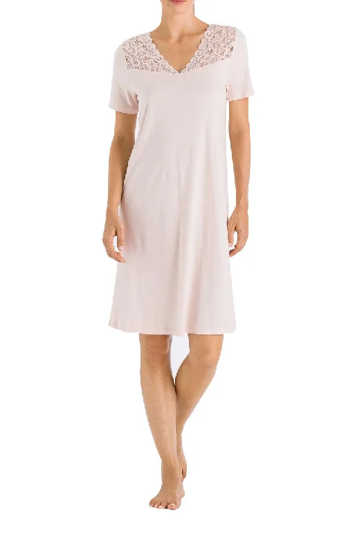 Hanro 100% Cotton Nightgown with Short Sleeve in Crystal Pink Moments 7930