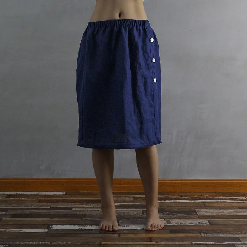 Side Buttoned Linen Skirt