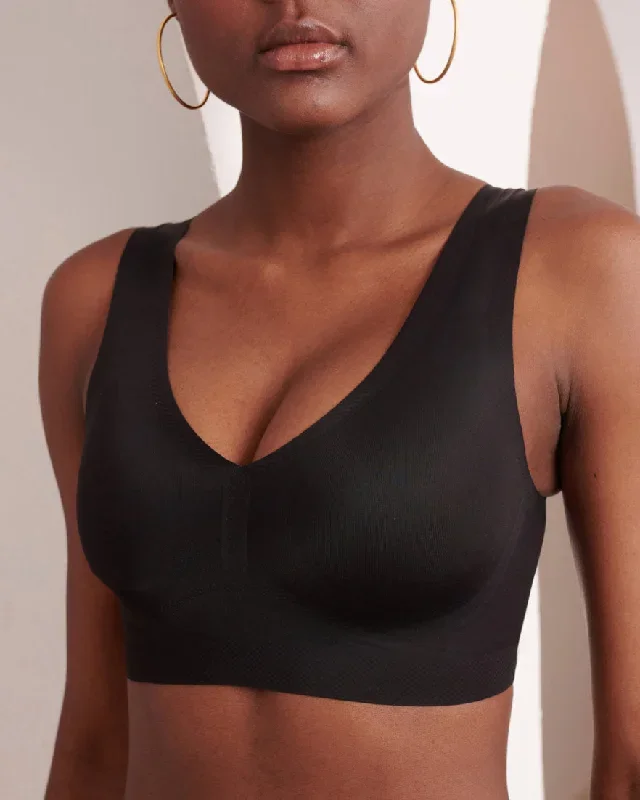 black-wireless-bralette