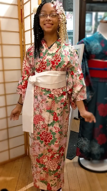 girls-pink-red-kimono