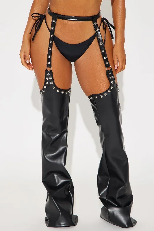 meet-me-in-the-desert-rhinestone-chaps-black