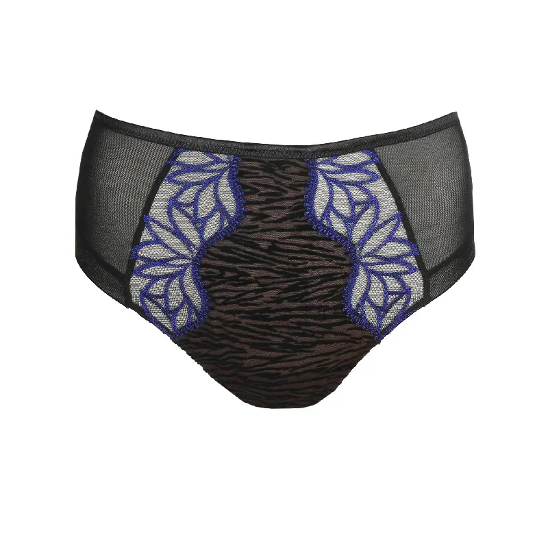 PrimaDonna Cheyney Full Brief